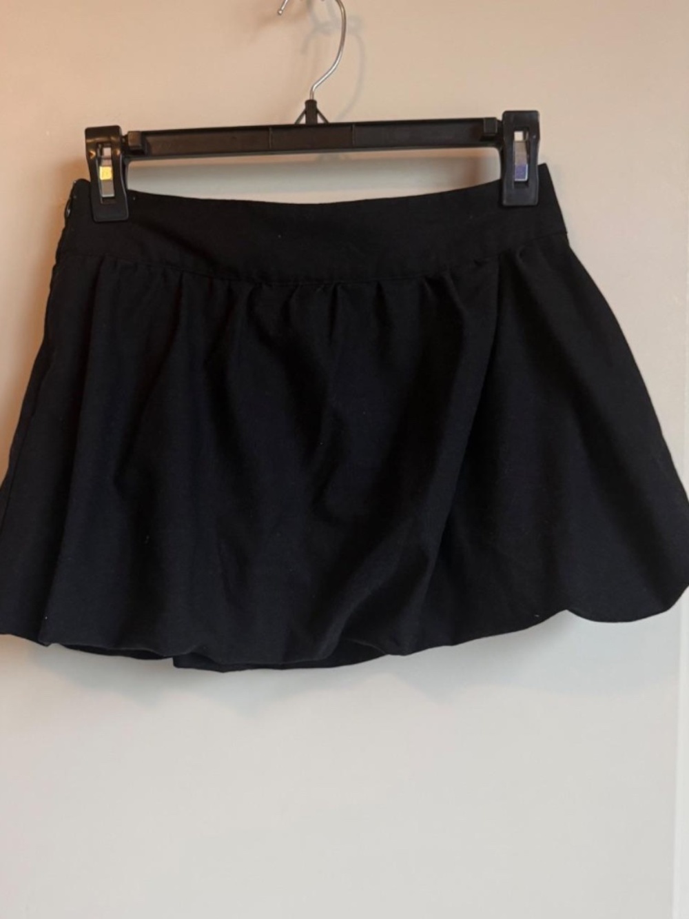 Forever 21 black bubble skirt, size medium